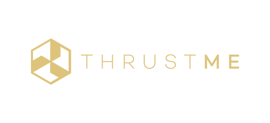 Logo til bedriften Thrust Me som lager elektriske påhengsmotorer.