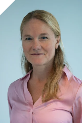 https://addvant.no/wp-content/uploads/2025/09/Anja-Sande-Skjaervold-regnskapskonsulent-Addvant-Ryfylke-320x480.webp